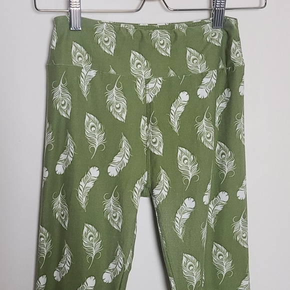 Lularoe green feather leggings - Picture 2 of 5